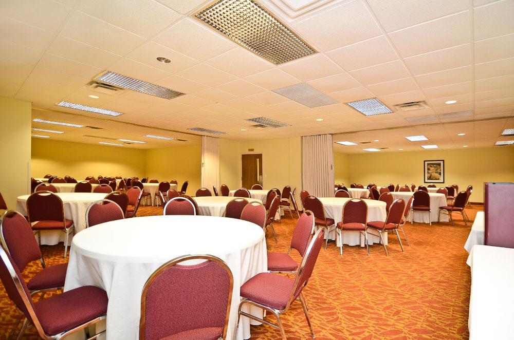 Best Western Plus Arbour Inn&Suites East Ridge Extérieur photo