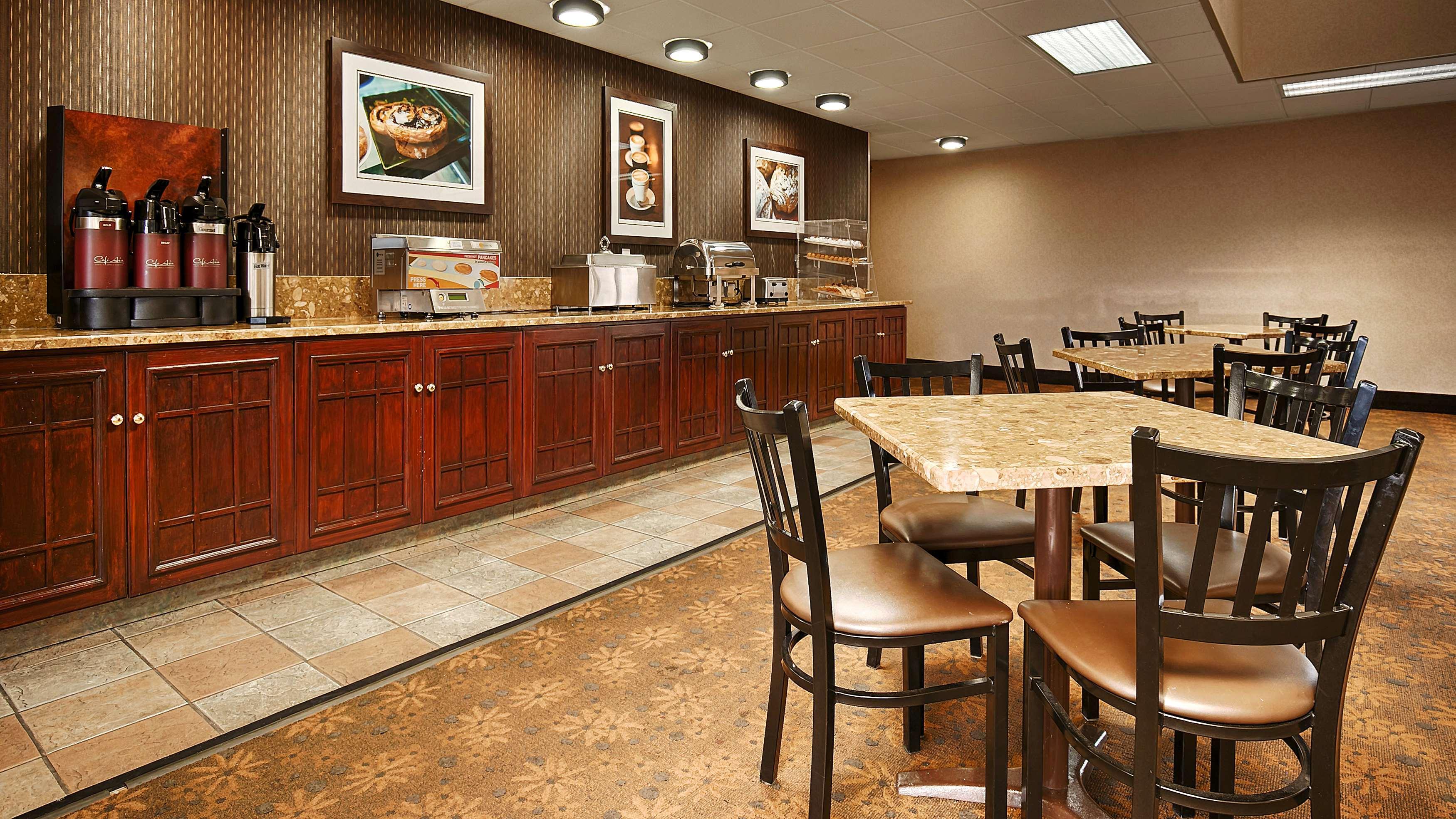 Best Western Plus Arbour Inn&Suites East Ridge Extérieur photo