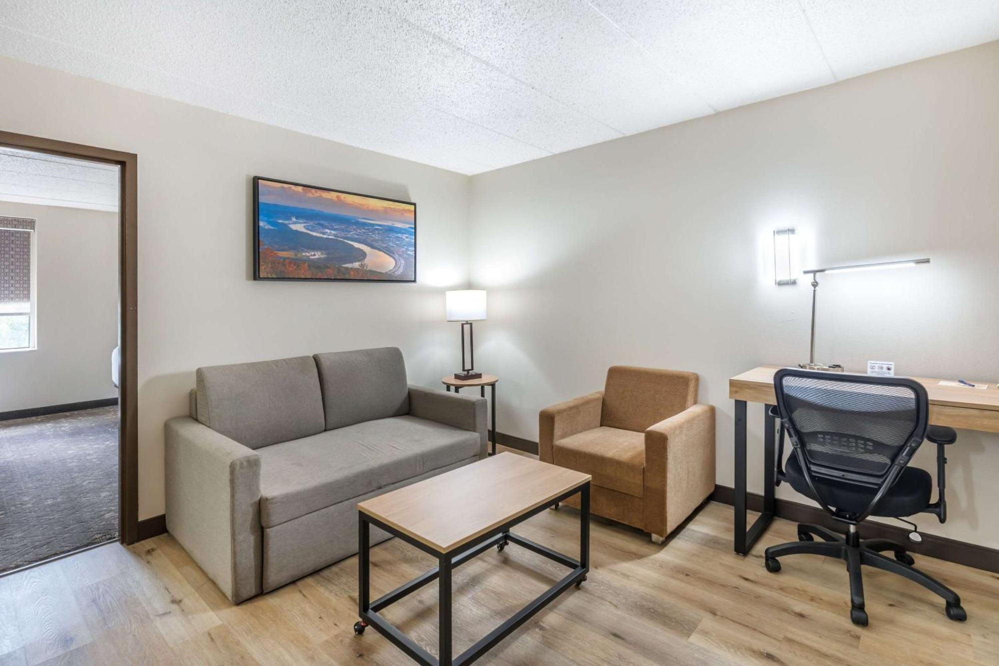 Best Western Plus Arbour Inn&Suites East Ridge Extérieur photo